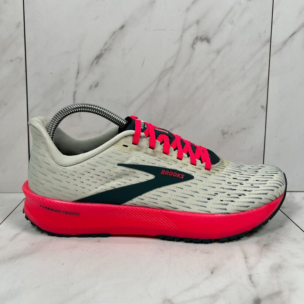 Brooks Women's White and Hot Pink Athletic Running Shoes
